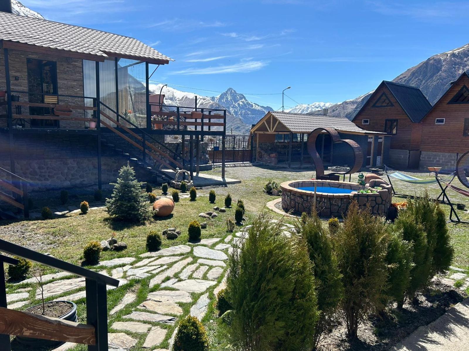 Panorama Cottages Kazbegi Exteriör bild